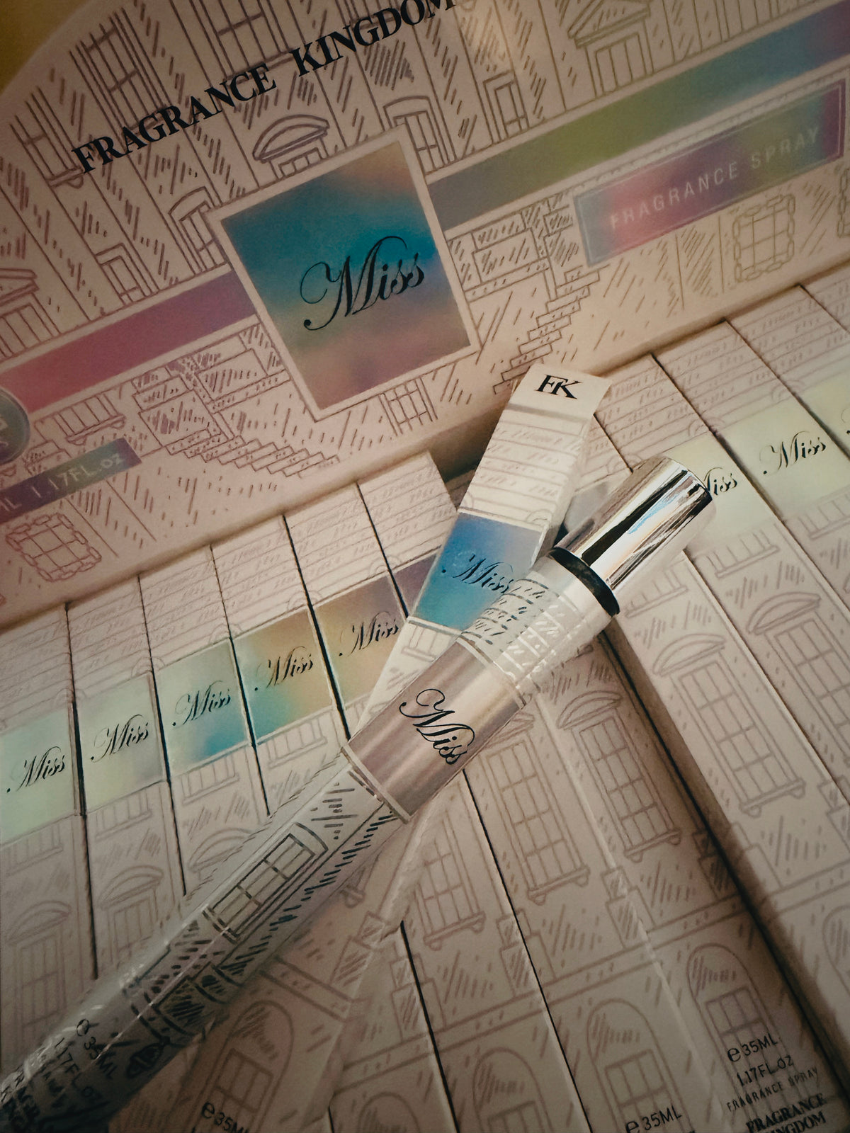 35ml “smells like” perfume: Miss