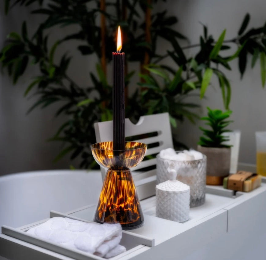 Stunning glass leopard print candle holders (Candles included)